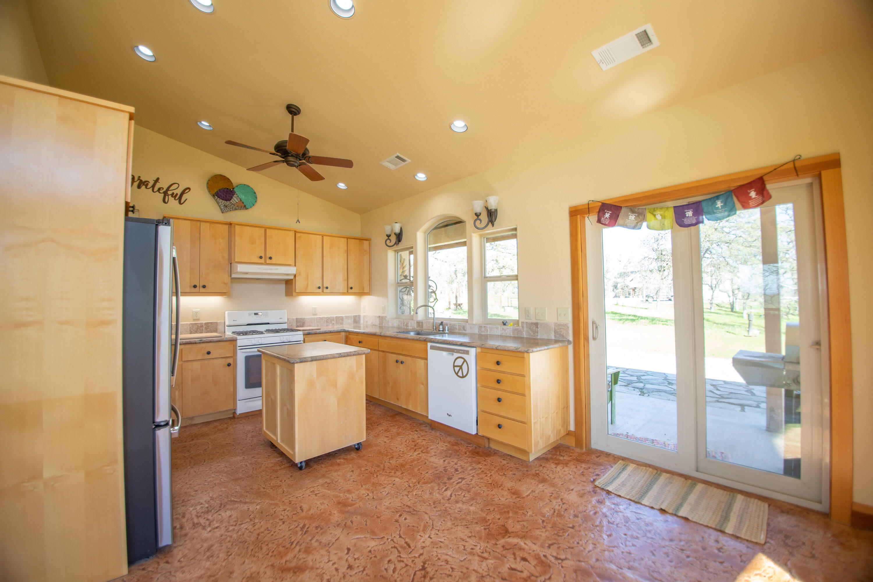 8822 Bass Pond Road Millville, CA 96062 - Photo 18 of 46 Bass Pond-18