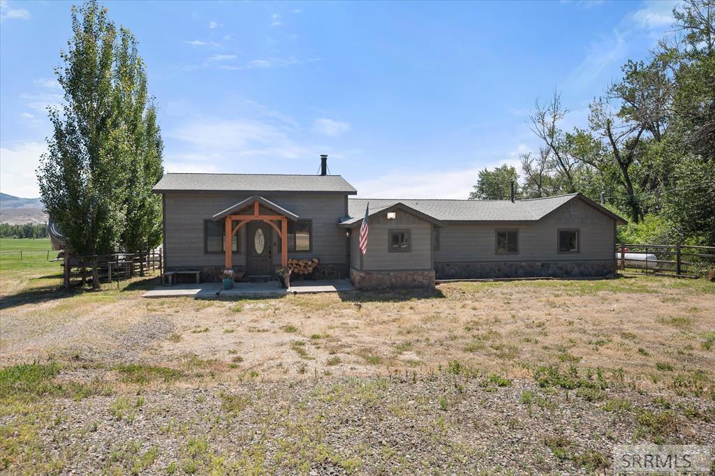 189 Lemhi Road Salmon, ID 83467 - Photo 1 of 43 Main View