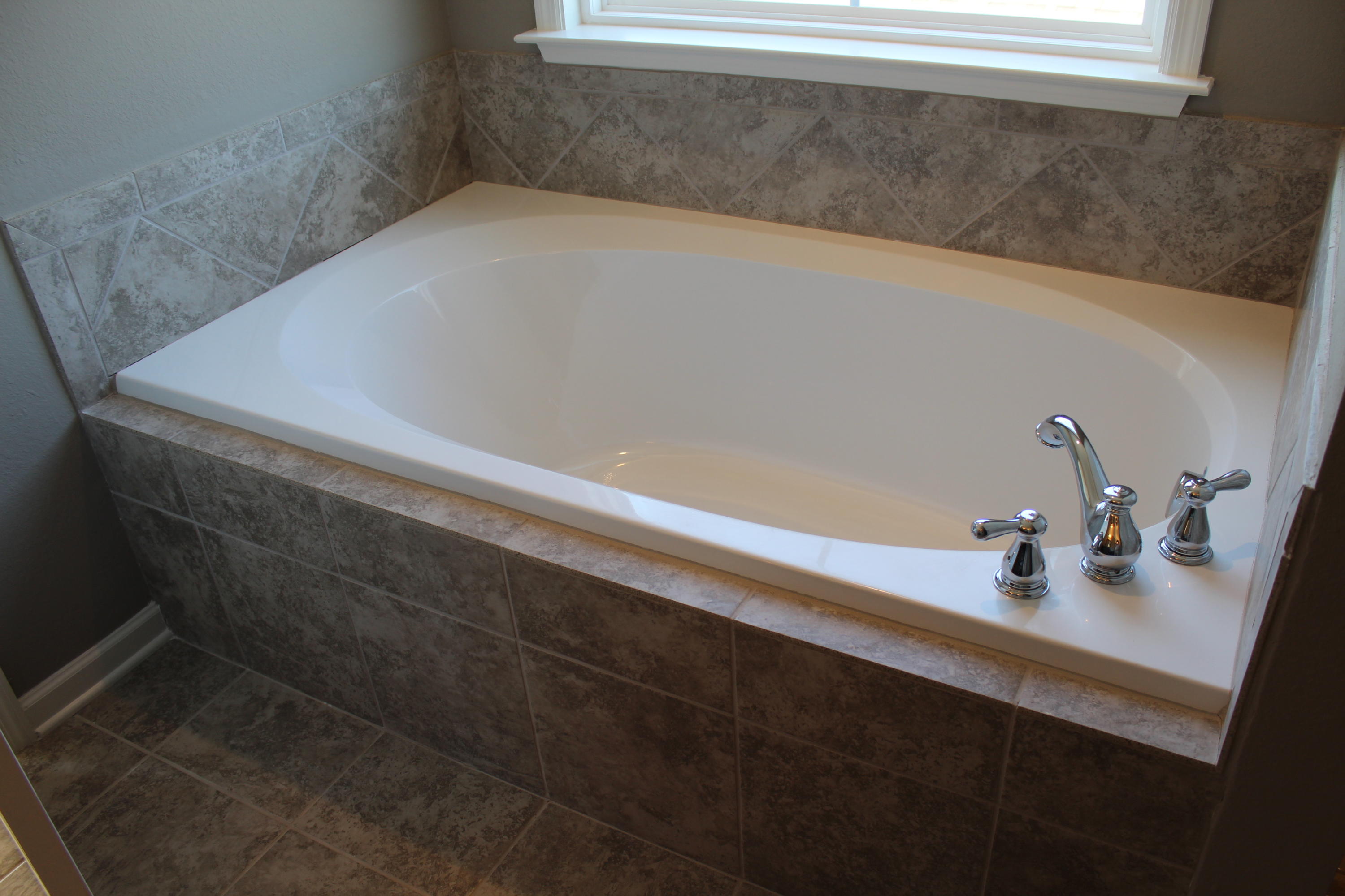 1765 Timber Creek Road Northeast Cleveland, TN 37323 - Photo 29 of 43 Soaker Tub in Master