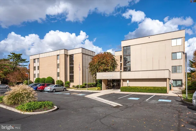 $219,900 | 227 Canal Park Drive, Unit 307, Salisbury, MD 21804