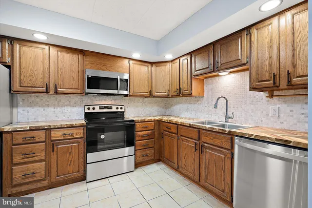 $219,900 | 227 Canal Park Drive, Unit 307, Salisbury, MD 21804