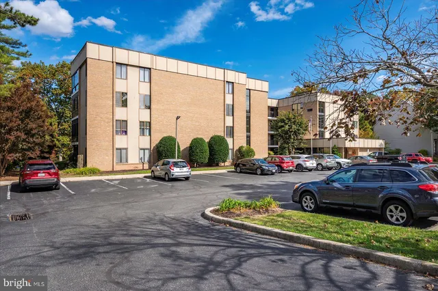$219,900 | 227 Canal Park Drive, Unit 307, Salisbury, MD 21804