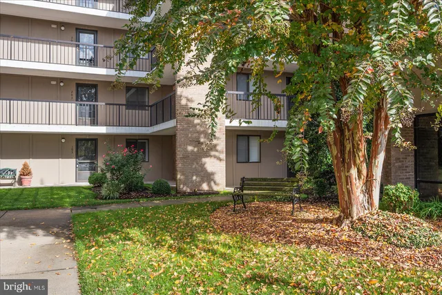 $219,900 | 227 Canal Park Drive, Unit 307, Salisbury, MD 21804