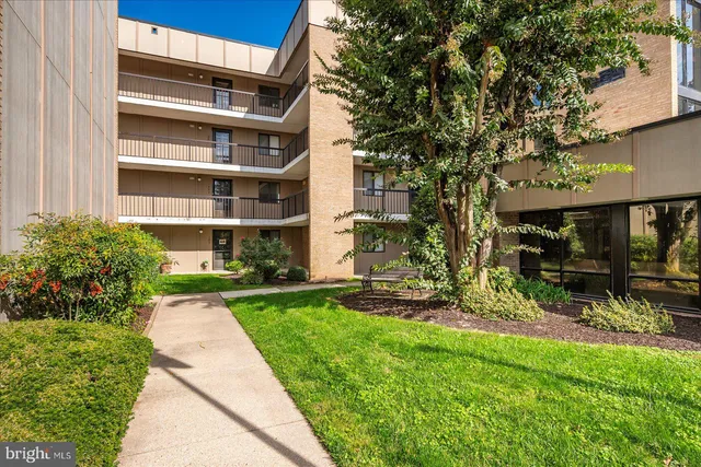 $219,900 | 227 Canal Park Drive, Unit 307, Salisbury, MD 21804