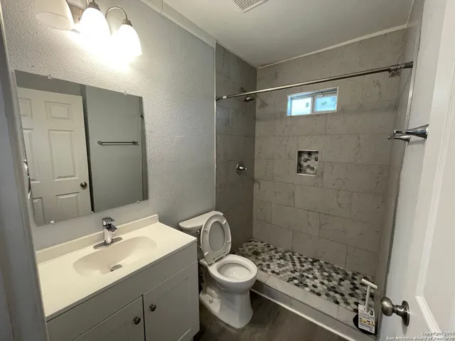 $1,550 | 2367 Burnet Street, San Antonio, TX 78202