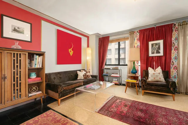 $699,000 | 16 West 16th Street, Unit 9GS | Flatiron