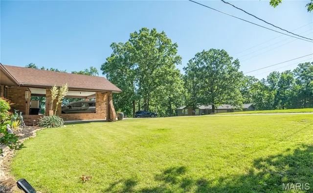 $234,900 | 2855 Lakeside Drive, Poplar Bluff, MO 63901