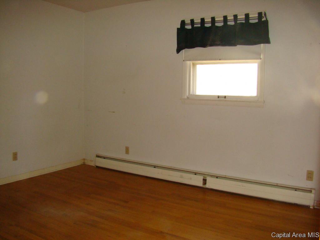 8158 South Vigal Road Pawnee, IL 62558 - Photo 8 of 17