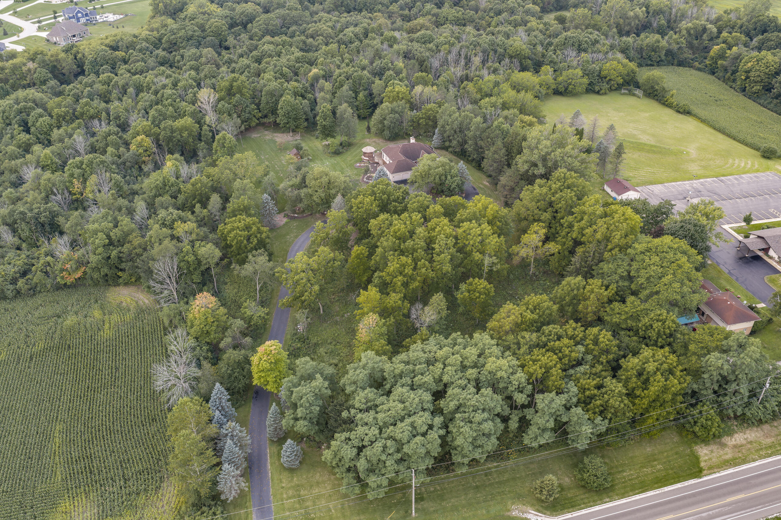 4945 South Calhoun Road New Berlin, WI 53146 - Photo 49 of 56 4945 S Calhoun-49