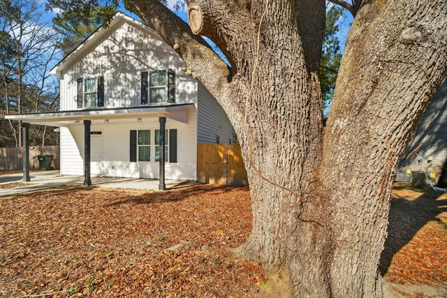 $389,000 | 116 Farm Road, Goose Creek, SC 29445