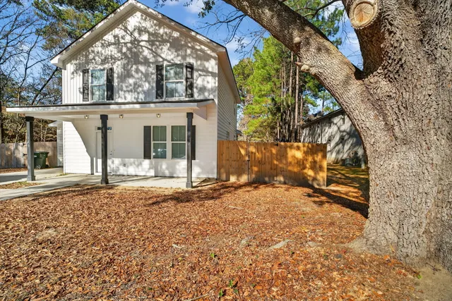 $389,000 | 116 Farm Road, Goose Creek, SC 29445