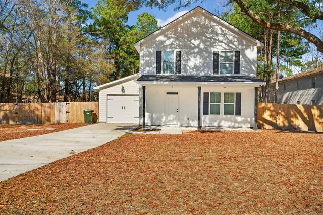 $389,000 | 116 Farm Road, Goose Creek, SC 29445