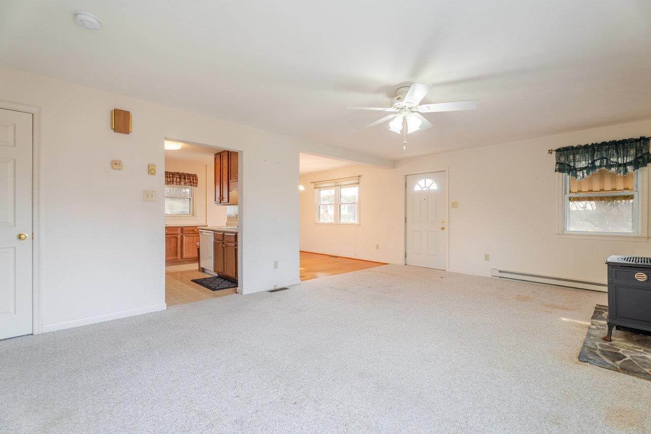 179 3rd Street Broadway, VA 22815 - Photo 12 of 38 a view of an empty room with a window