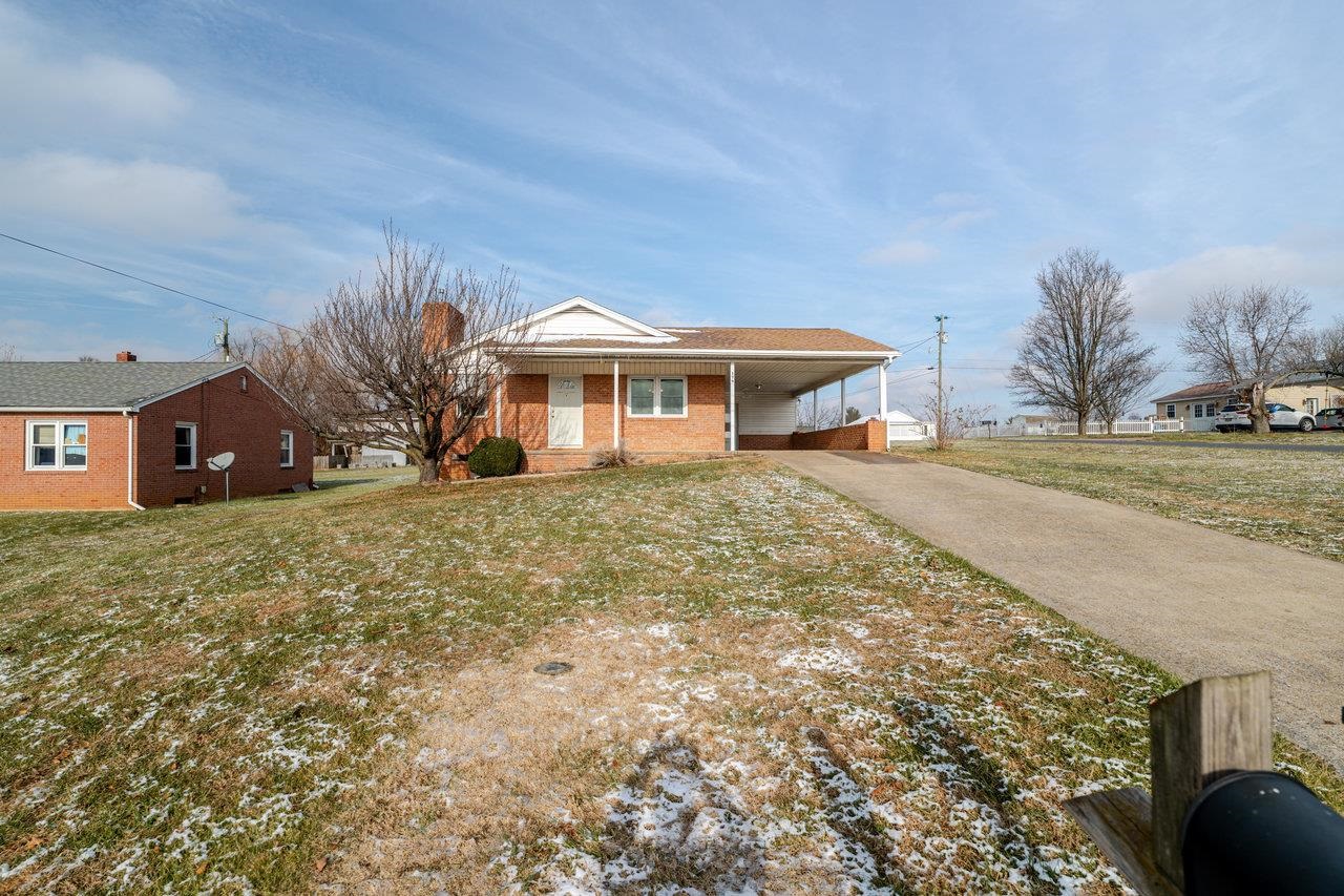 179 3rd Street Broadway, VA 22815 - Photo 32 of 38 a front view of a house with a yard