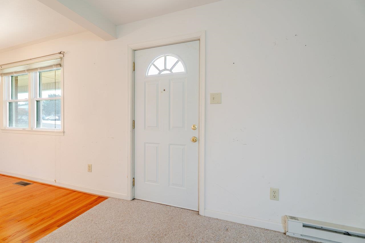 179 3rd Street Broadway, VA 22815 - Photo 9 of 38 a view of an empty room with closet area