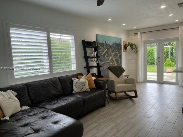 7381 Southwest 34th Street Road Miami, FL 33155 - Photo 3 of 21 Gallery Image 3