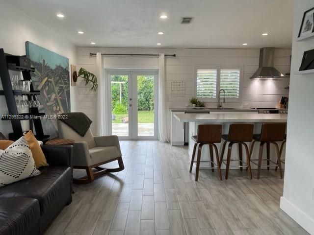 7381 Southwest 34th Street Road Miami, FL 33155 - Photo 5 of 21 Gallery Image 5