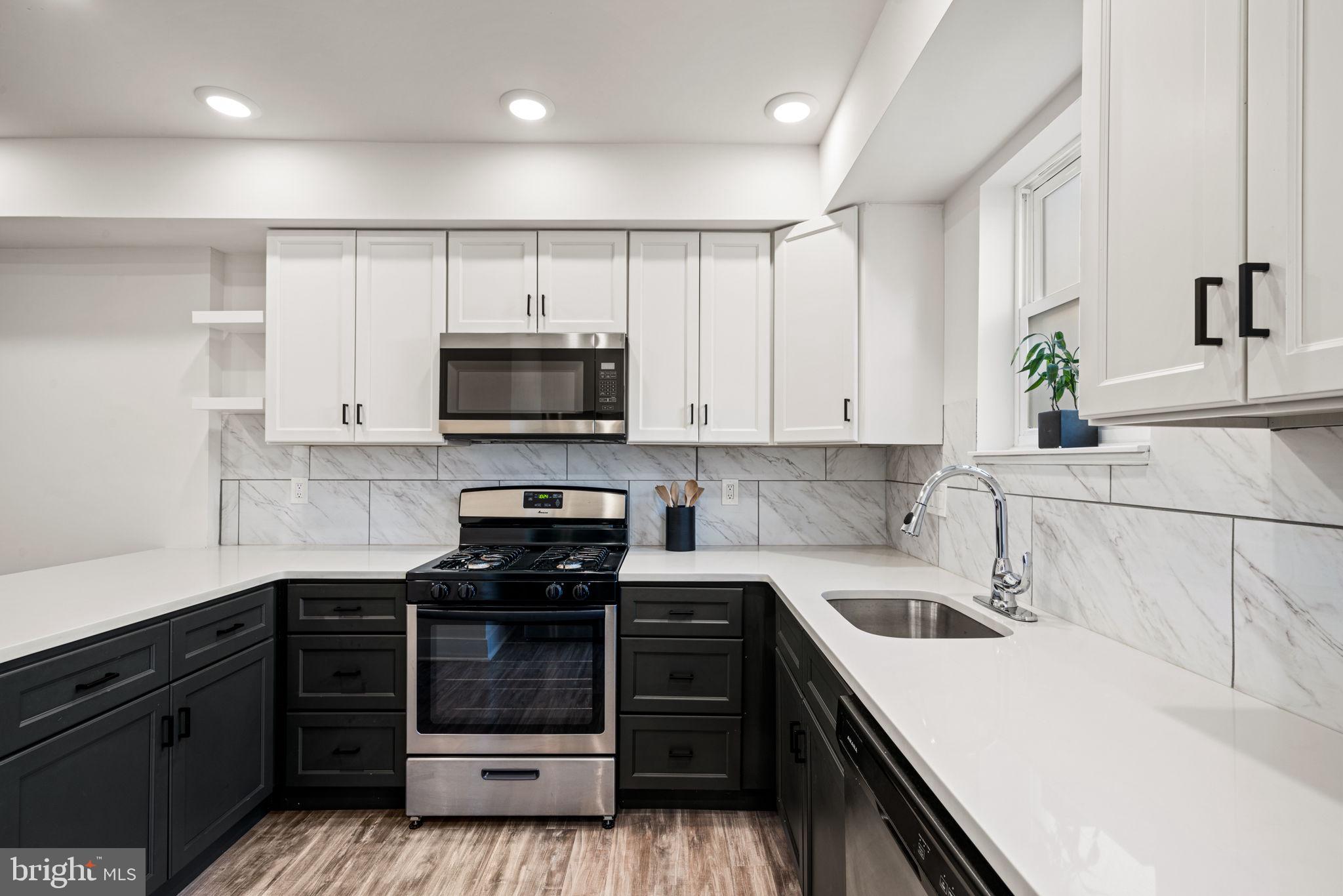 1752 Waterloo Street Philadelphia, PA 19122 - Photo 1 of 40