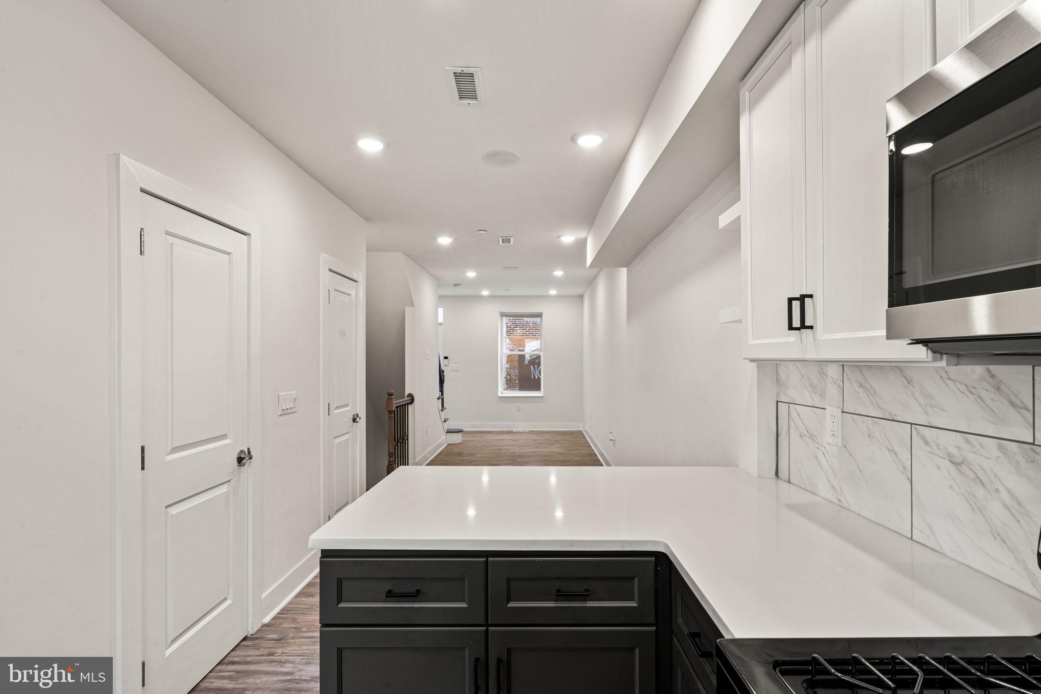 1752 Waterloo Street Philadelphia, PA 19122 - Photo 12 of 40