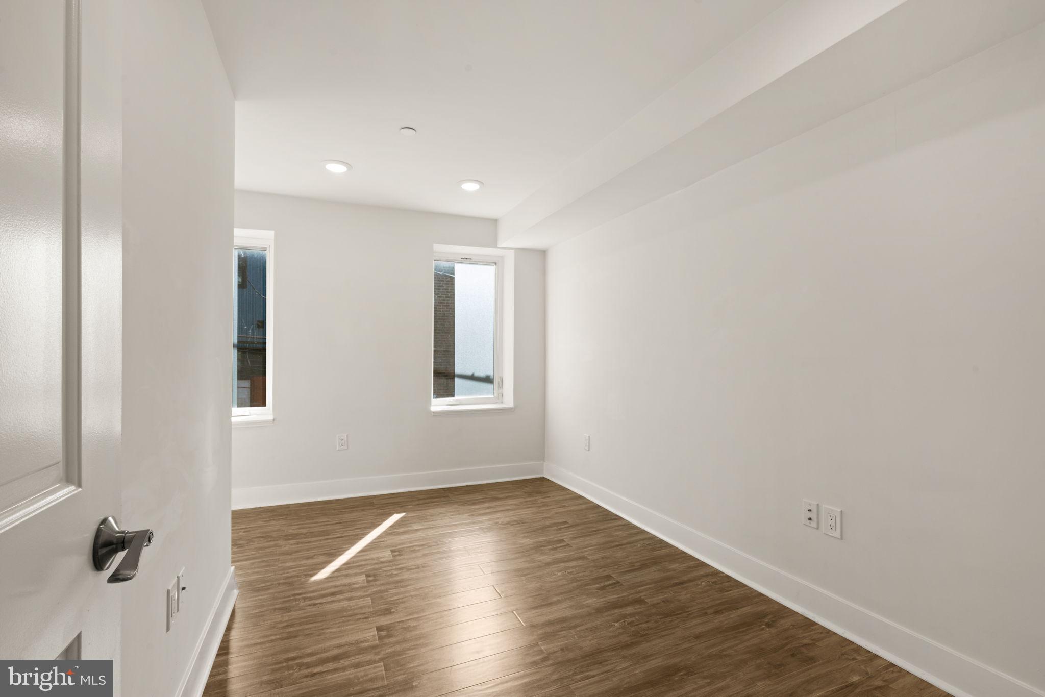 1752 Waterloo Street Philadelphia, PA 19122 - Photo 22 of 40