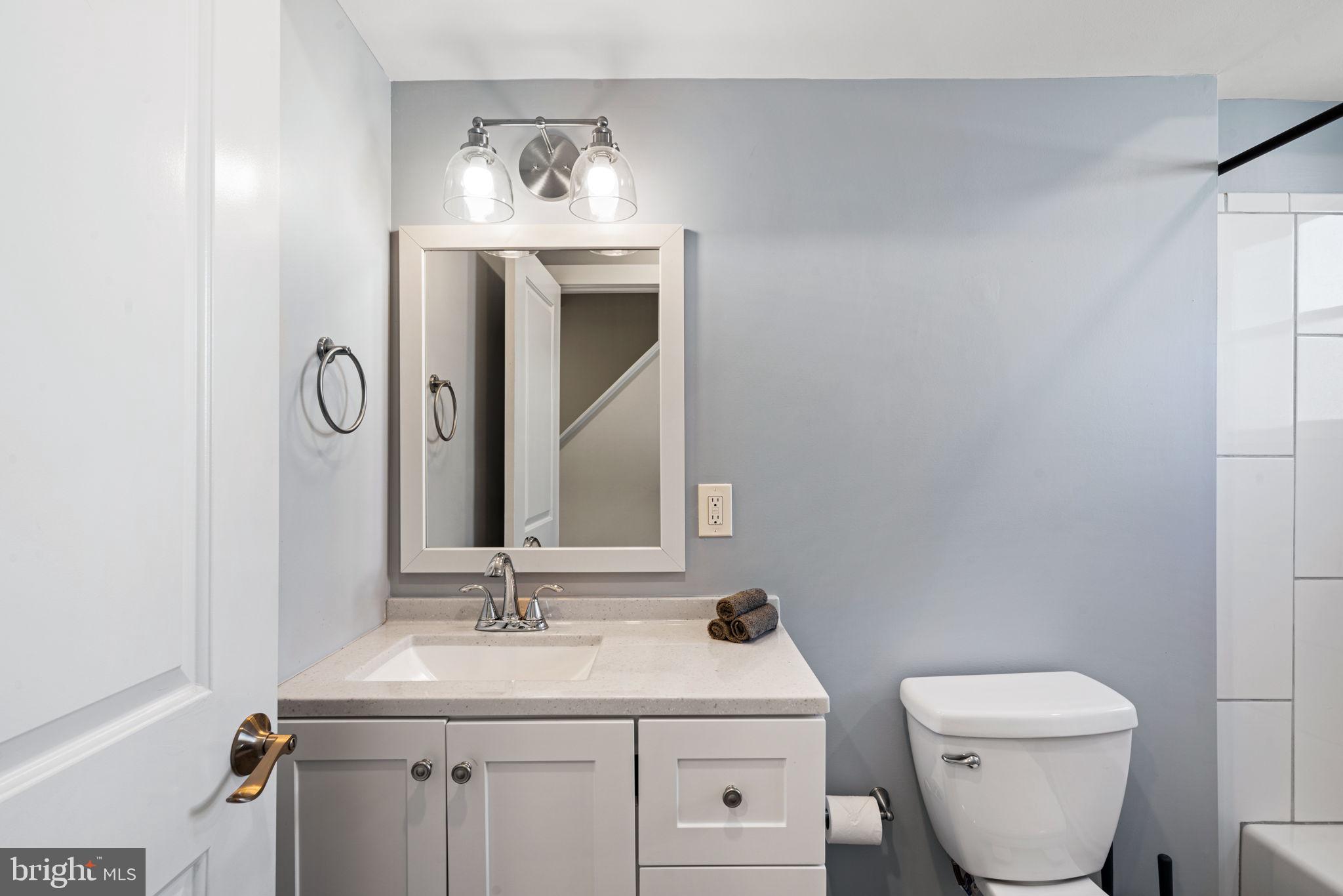 1752 Waterloo Street Philadelphia, PA 19122 - Photo 26 of 40