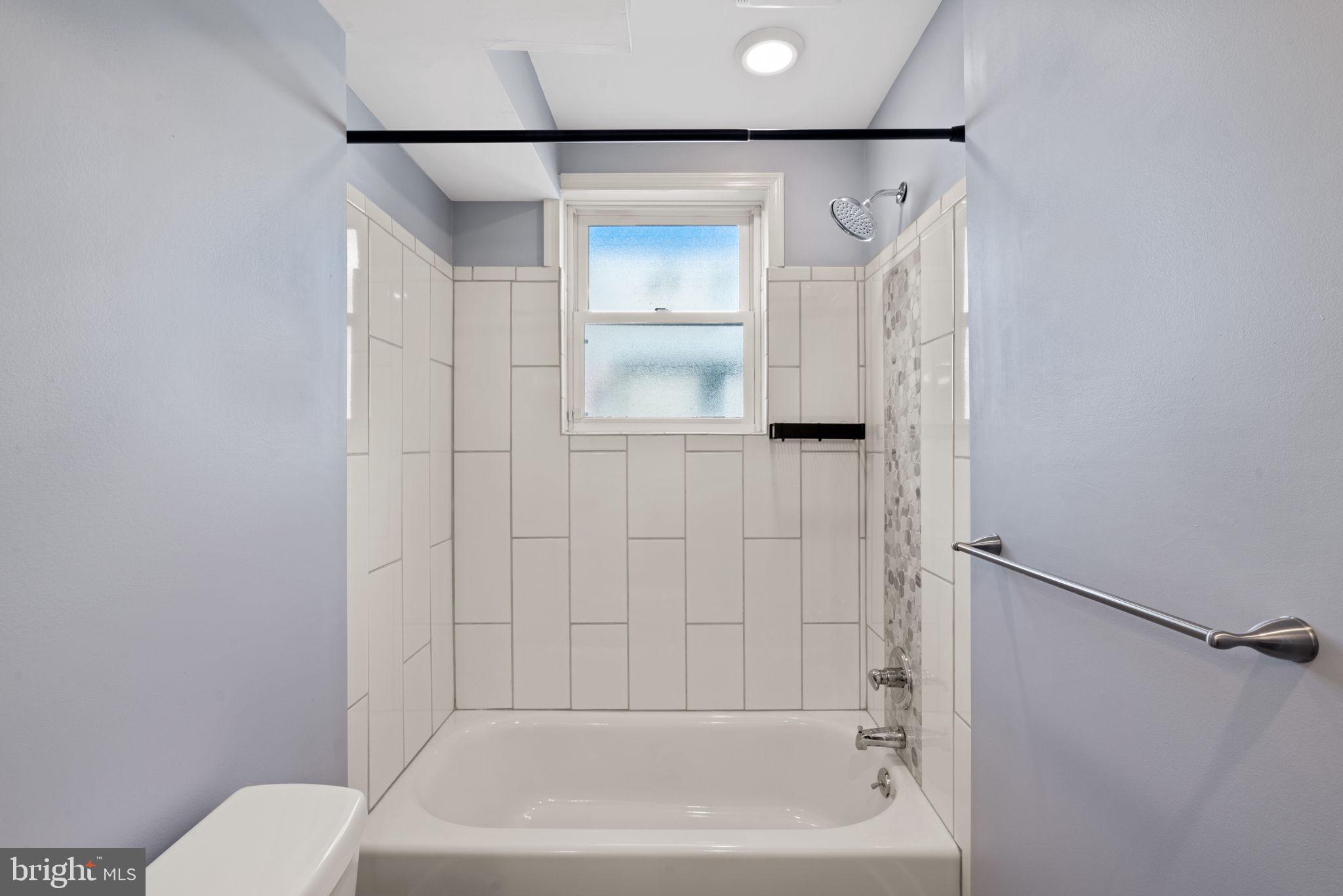 1752 Waterloo Street Philadelphia, PA 19122 - Photo 27 of 40