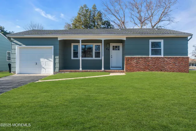 $359,000 | 80 Brakenbury Drive, Toms River, NJ 08757