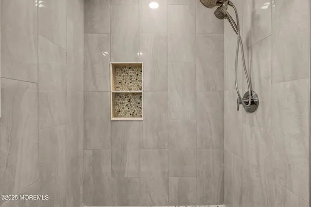 $359,000 | 80 Brakenbury Drive, Toms River, NJ 08757