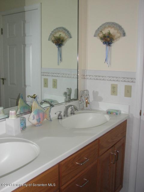 903 Parkview Road Moscow, PA 18444 - Photo 32 of 55 Gallery Image 32