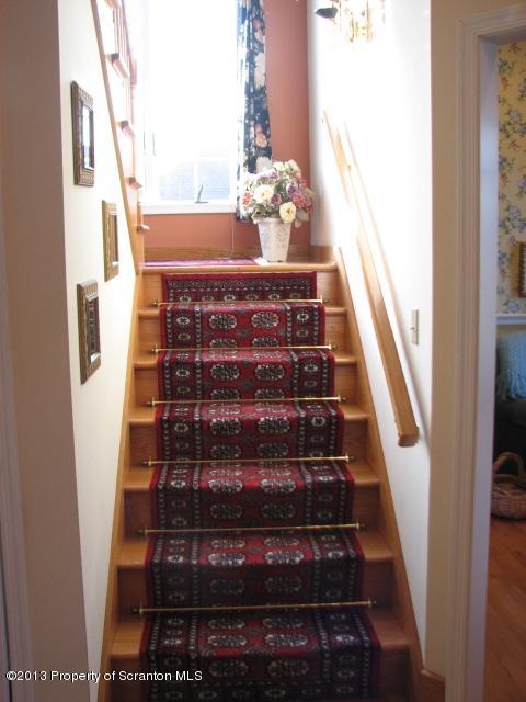 903 Parkview Road Moscow, PA 18444 - Photo 10 of 55 Gallery Image 10