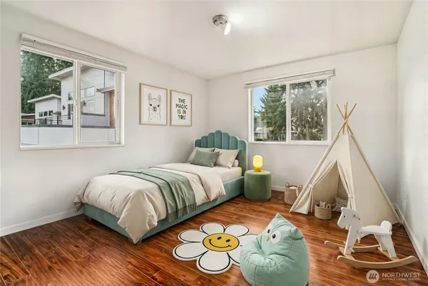 $850,000 | 11839 79th Avenue South, Seattle, WA 98178