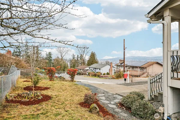 $850,000 | 11839 79th Avenue South, Seattle, WA 98178