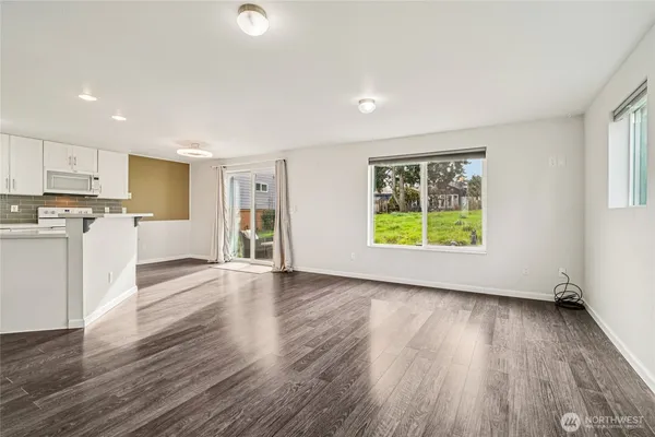 $850,000 | 11839 79th Avenue South, Seattle, WA 98178