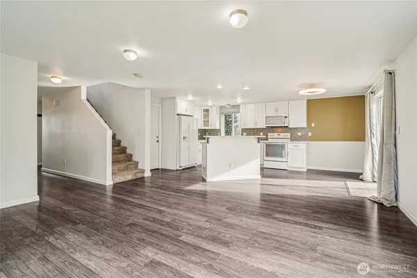 $850,000 | 11839 79th Avenue South, Seattle, WA 98178