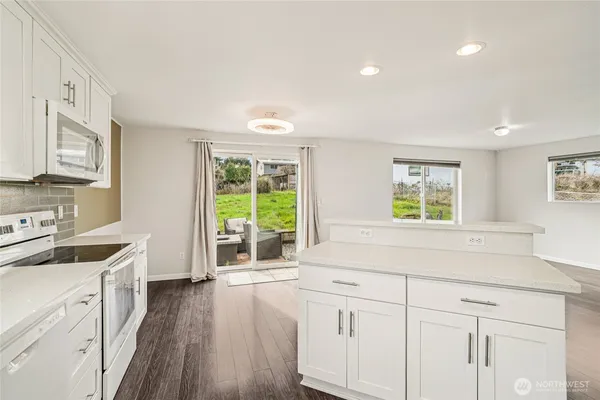 $850,000 | 11839 79th Avenue South, Seattle, WA 98178