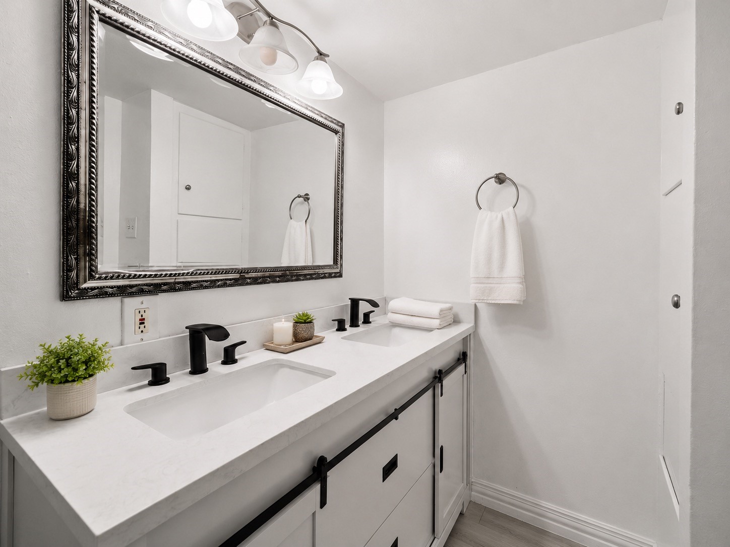 6303 Crab Orchard Road, Unit 3 Houston, TX 77057 - Photo 17 of 35 Gallery Image 17