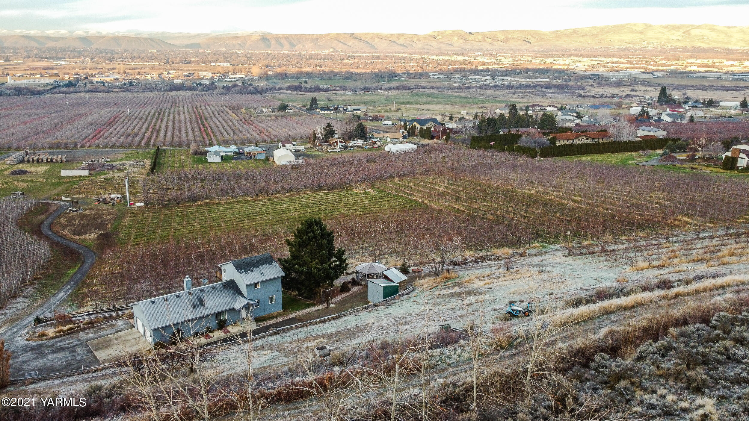 1212 Meadowbrook Road Yakima, WA 98903 - Photo 32 of 36 View of the Valley