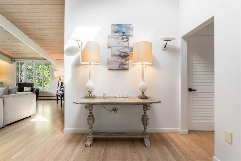 69 Bridge Street Manchester, MA 01944 - Photo 20 of 33 Gallery Image 20