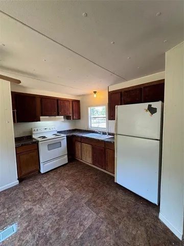 $240,000 | 2014 Spring Court, Unit 2, Azle, TX 76020