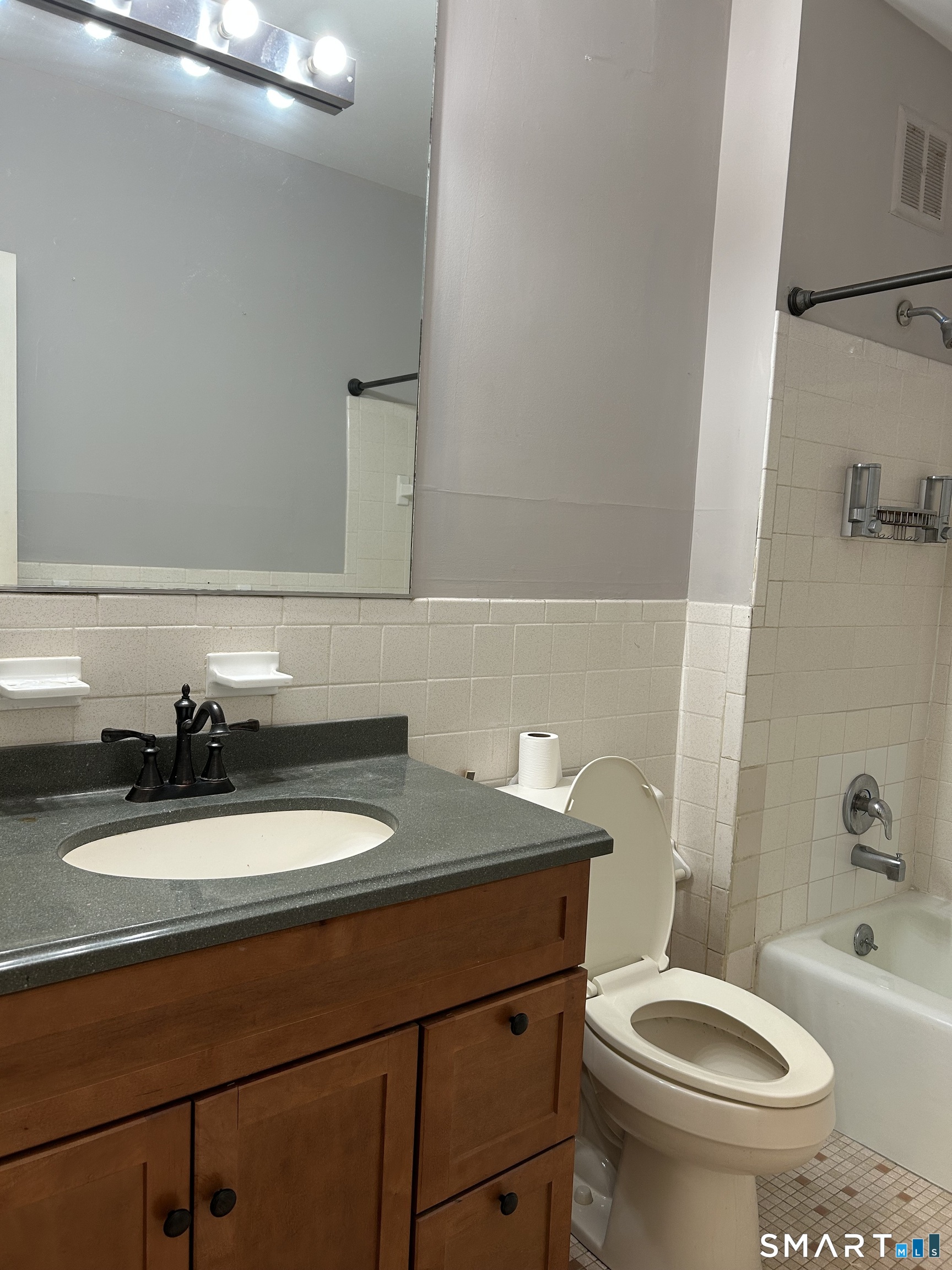 26 Balance Rock Road, Unit 5 Seymour, CT 06483 - Photo 4 of 12