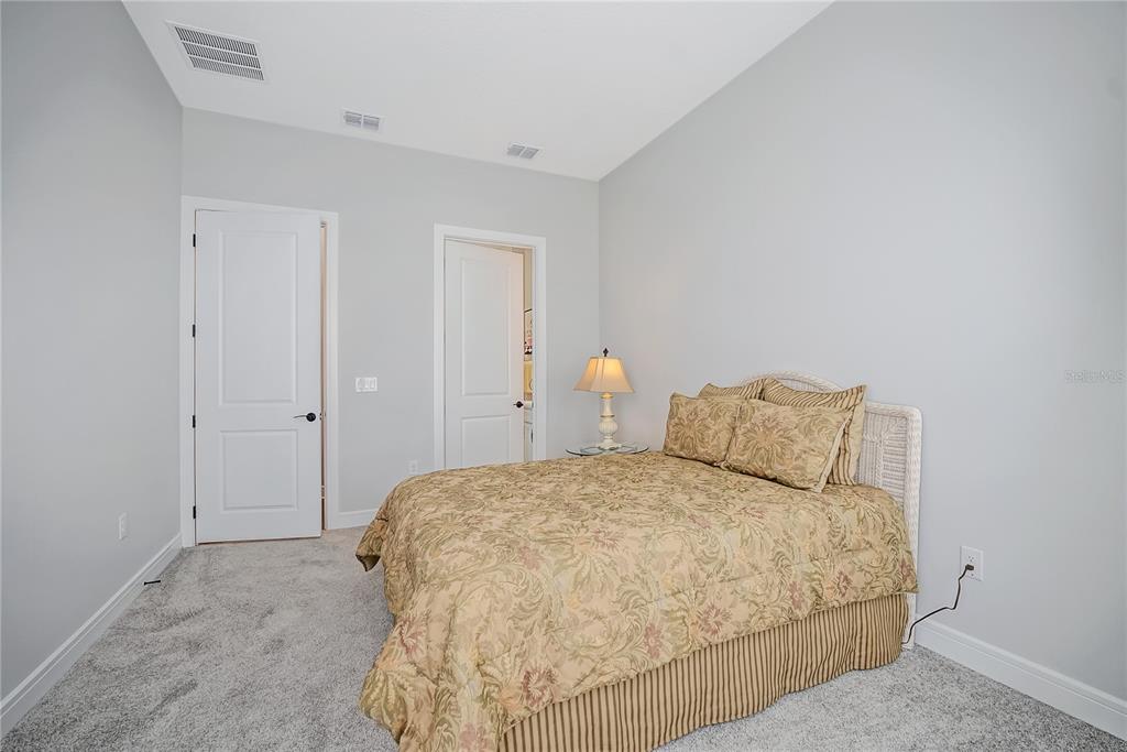 8718 Southwest 59th Ln Road Ocala, FL 34481 - Photo 6 of 38