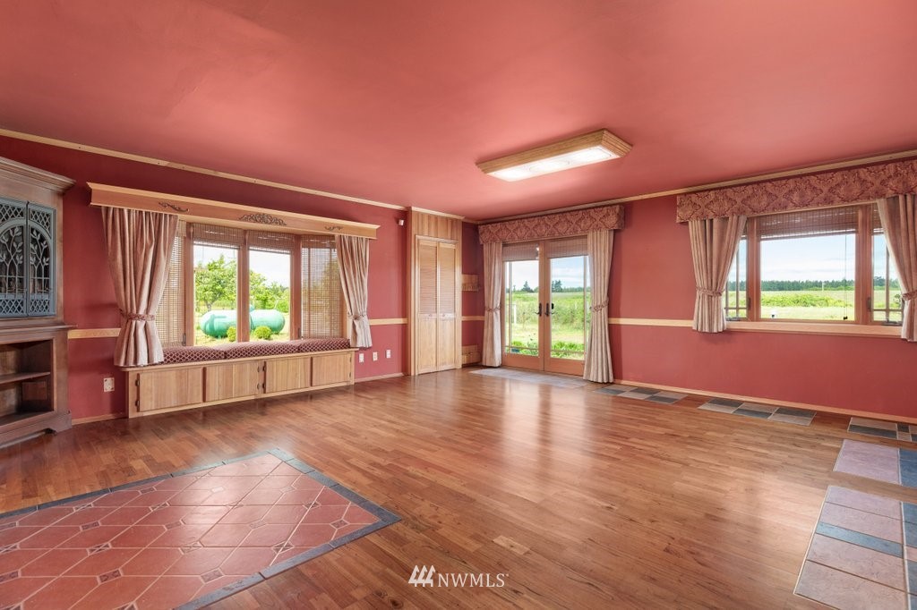 265 Morris Road Coupeville, WA 98239 - Photo 12 of 40 Gallery Image 12