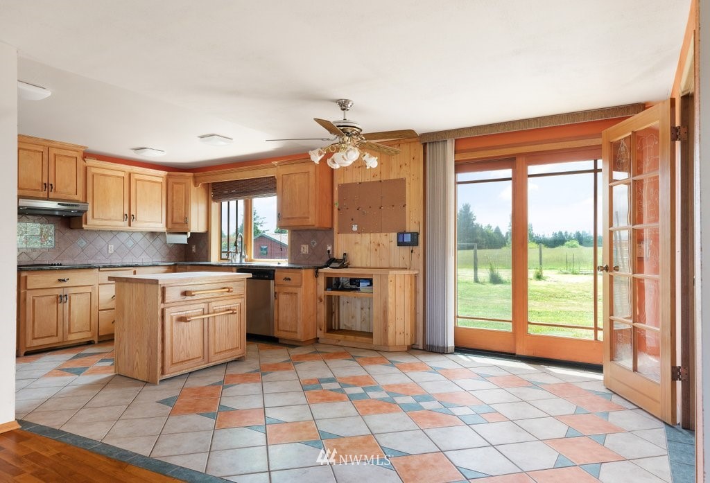 265 Morris Road Coupeville, WA 98239 - Photo 20 of 40 Gallery Image 20