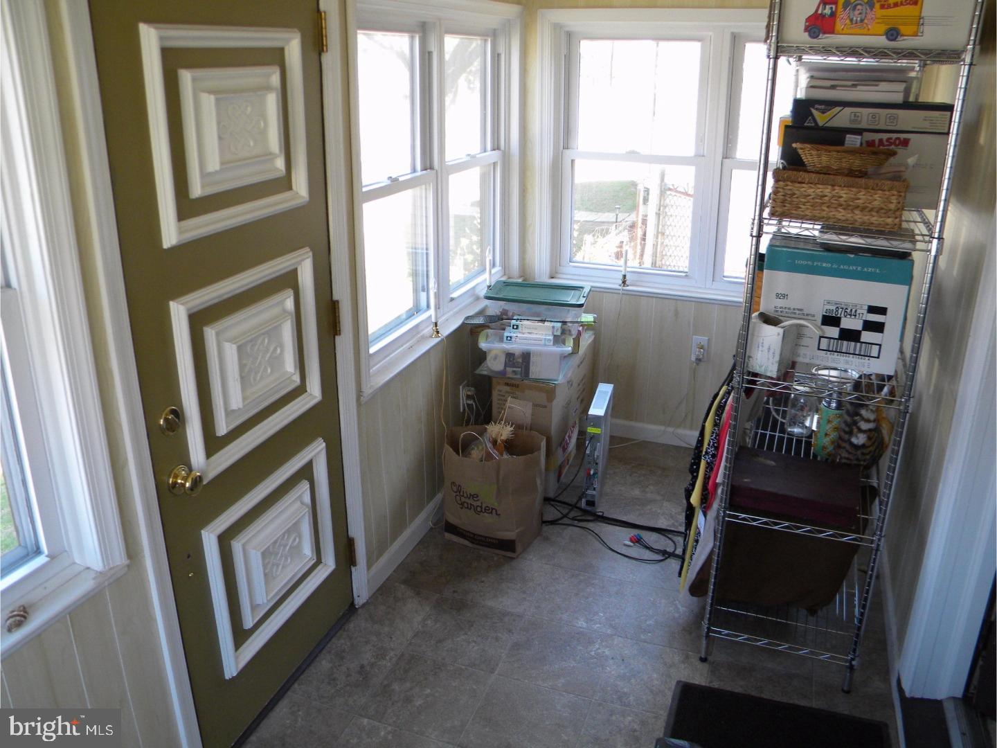1371 Crown Point Road Westville, NJ 08093 - Photo 12 of 25 Gallery Image 12