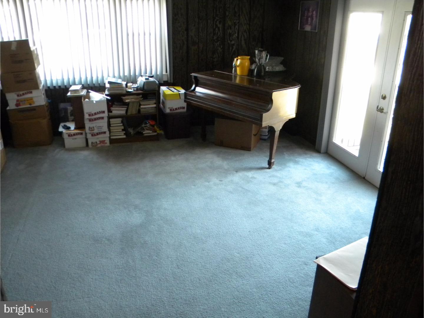 1371 Crown Point Road Westville, NJ 08093 - Photo 7 of 25 Gallery Image 7