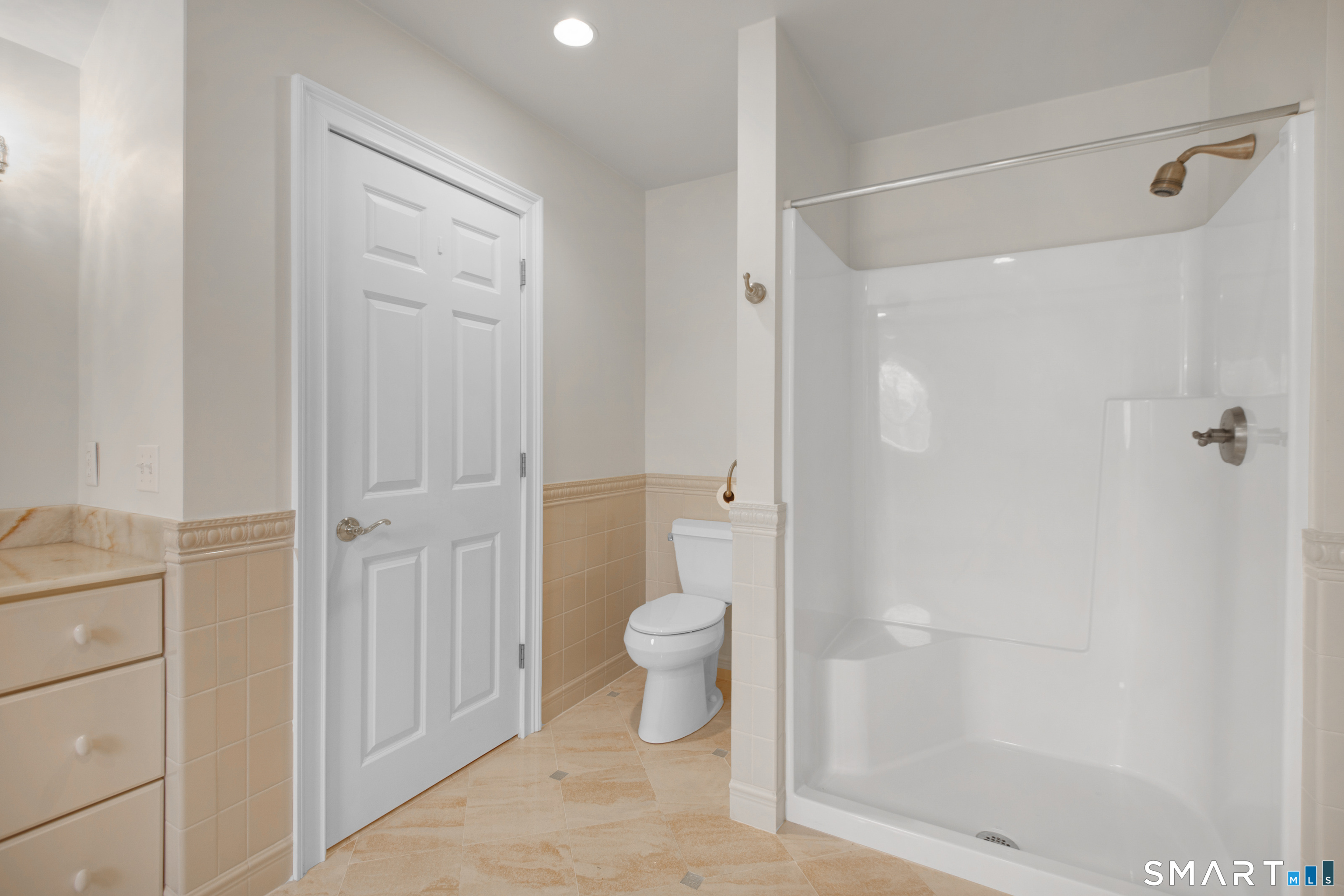 446 Main Street, Unit 9 Old Saybrook, CT 06475 - Photo 14 of 35