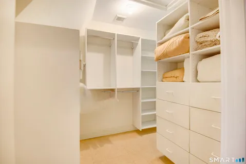 $1,300,000 | 446 Main Street, Unit 9, Old Saybrook, CT 06475