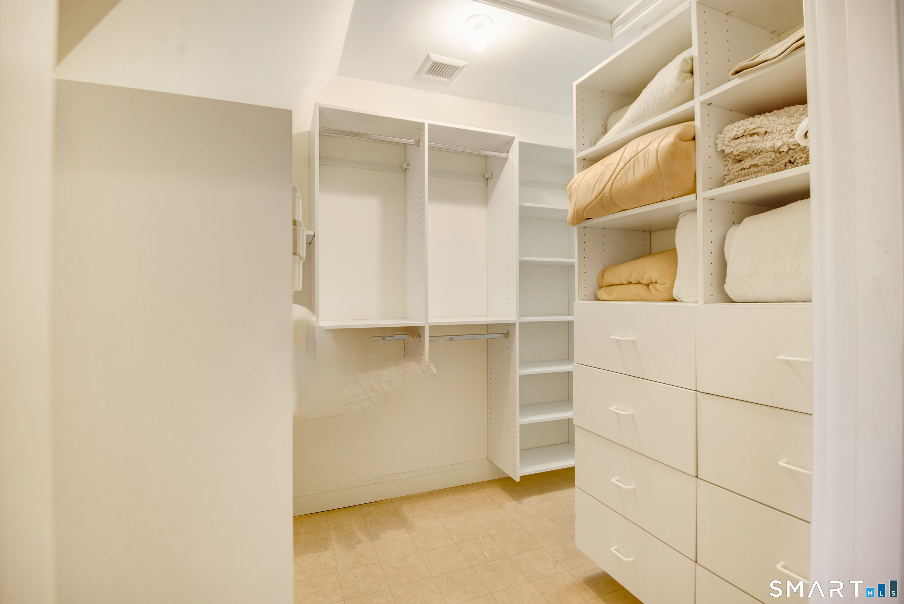 446 Main Street, Unit 9 Old Saybrook, CT 06475 - Photo 16 of 35