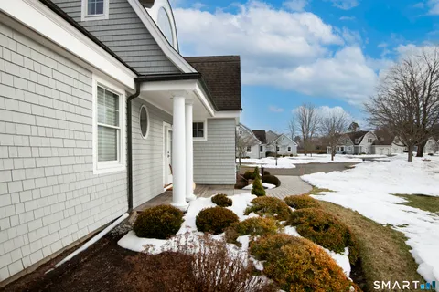 $1,300,000 | 446 Main Street, Unit 9, Old Saybrook, CT 06475