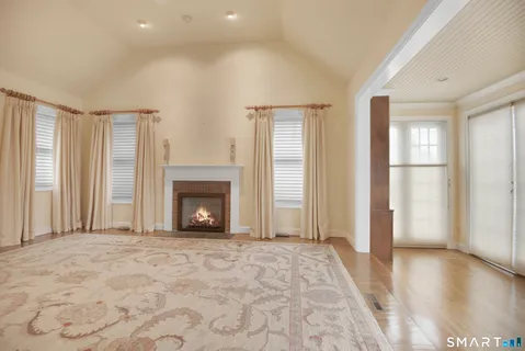 $1,300,000 | 446 Main Street, Unit 9, Old Saybrook, CT 06475